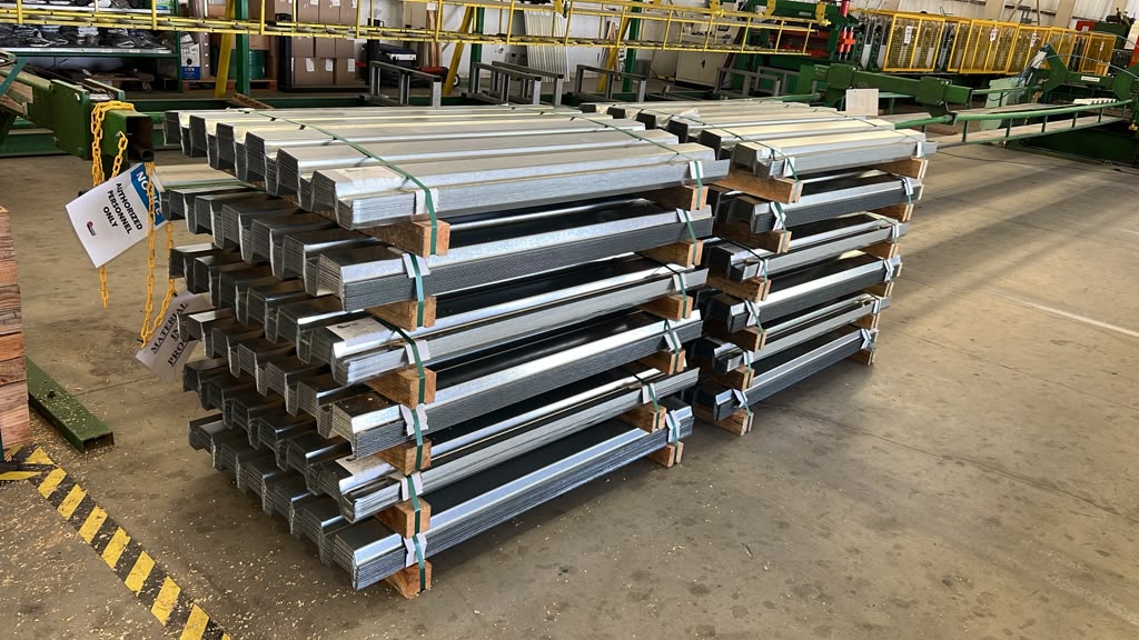EZ 1.5" ROOF B DECK bundle 3 — structural grade galvanized finish at the ezMetal Houston facility